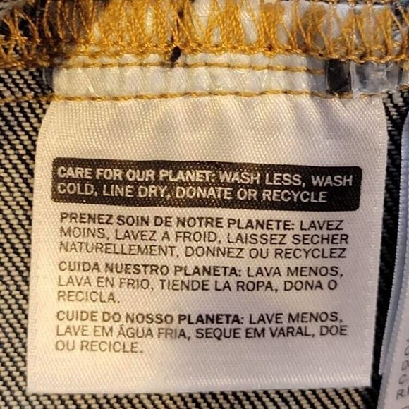 Levis Womens Denim Trucker Boxy Jean Jacket Size Large Blue Cotton Boxy - Picture 7 of 9